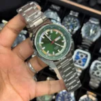 SEIKO 5 TOURTLE STYLE | DAYDATE | MEN'S QUARTZ WATCH | AA STANDARD - Image 2